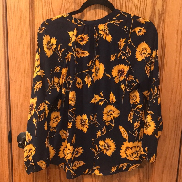 NWT J. Crew Navy Floral Top - Picture 3 of 3
